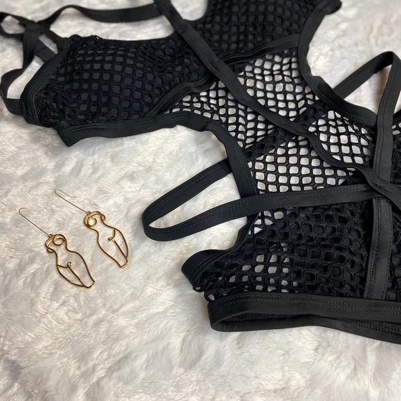 Bathing Suit - Picture 2 of 4